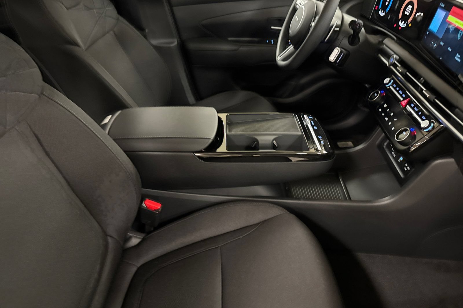 New 2026 Hyundai Tucson Blue SE AWD/4WD image 16