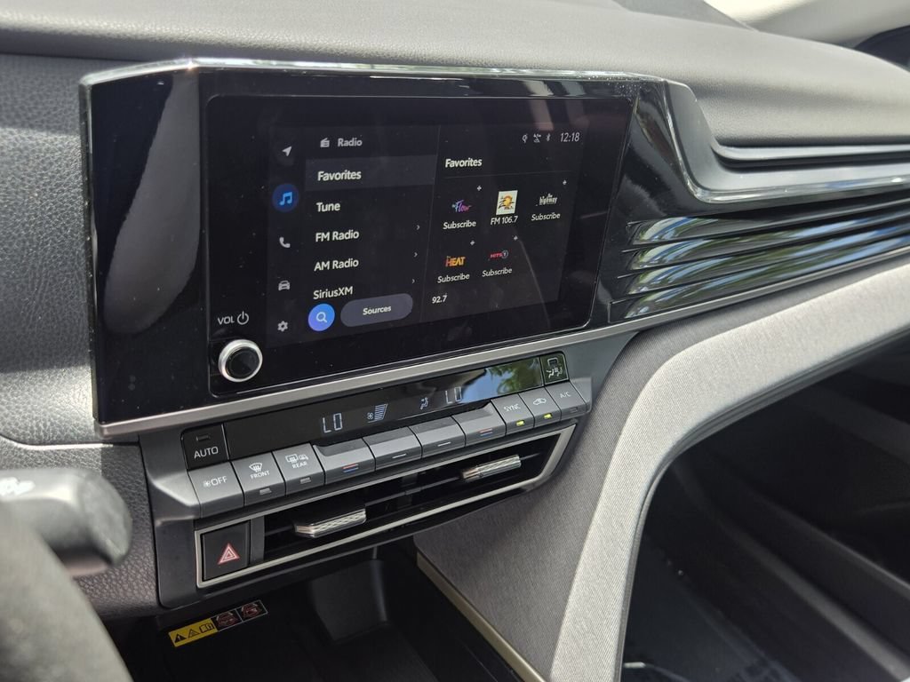 Used 2026 Toyota Camry LE FWD image 20