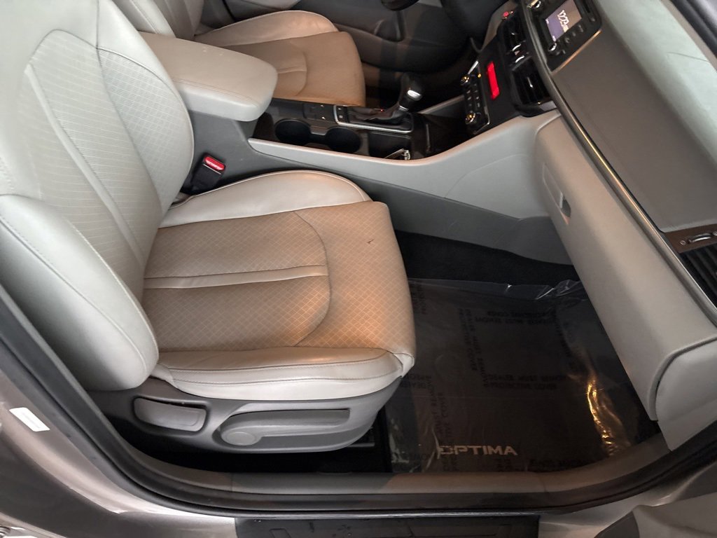 Used 2016 Kia Optima EX image 27