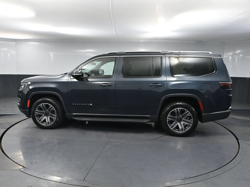 Used 2022 Jeep Wagoneer Series III AWD/4WD image 9