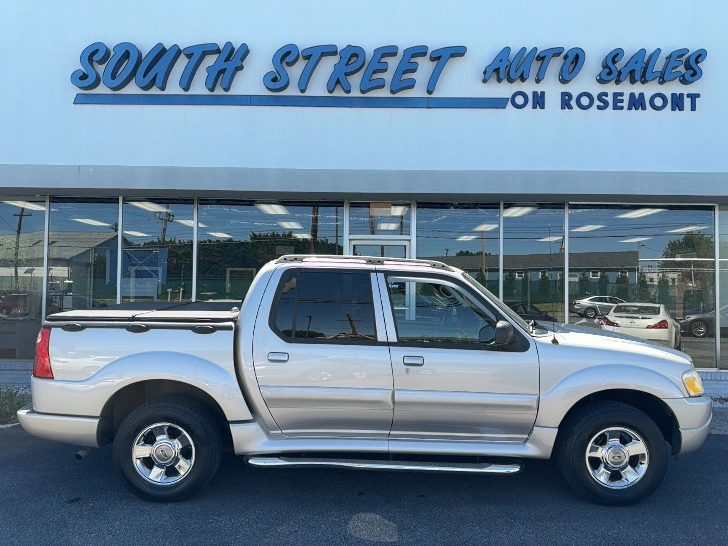 Used 2005 Ford Explorer Sport Trac XLT