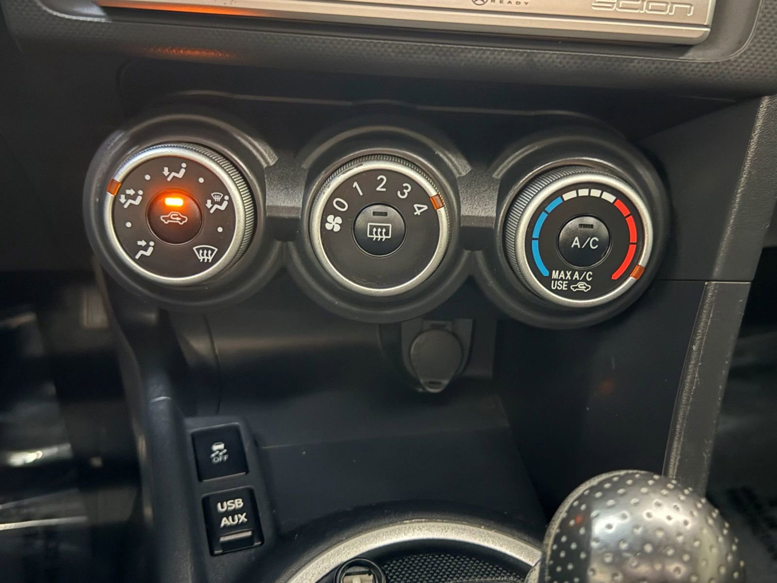 Used 2011 Scion tC image 30