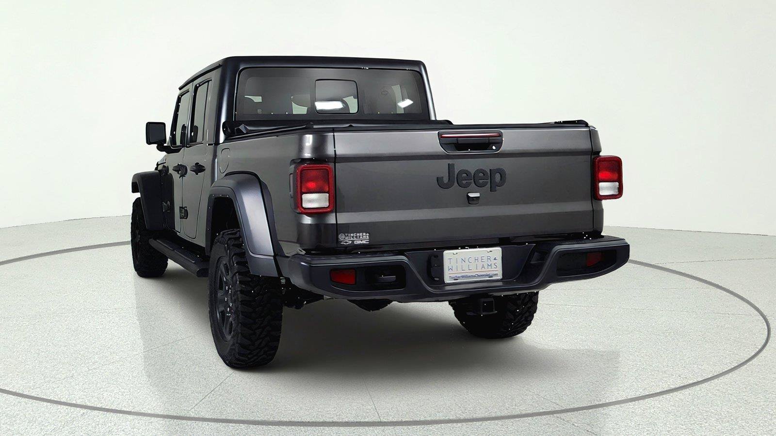 Used 2025 Jeep Gladiator Sport AWD/4WD image 5