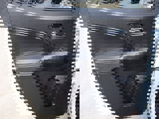 Used 2024 Chevrolet Colorado LT w/ LT Convenience Package image 20