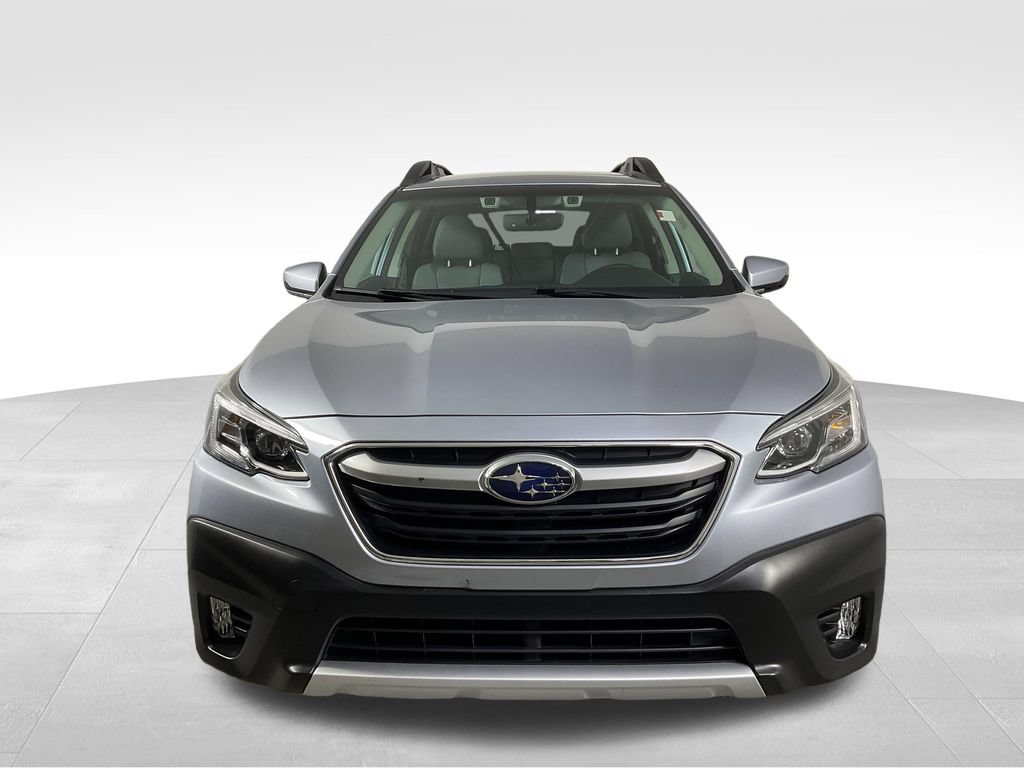 Used 2022 Subaru Outback Limited AWD/4WD image 3