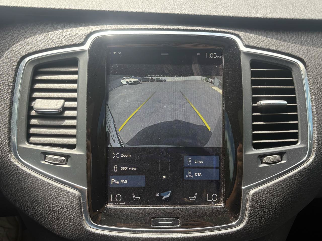 Used 2017 Volvo XC90 T6 Momentum w/ Vision Package AWD/4WD image 16