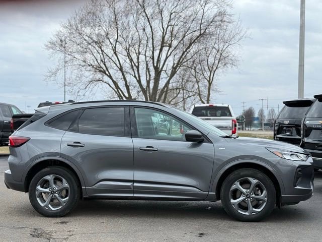 Used 2023 Ford Escape ST-Line w/ Tech Pack #1 image 33