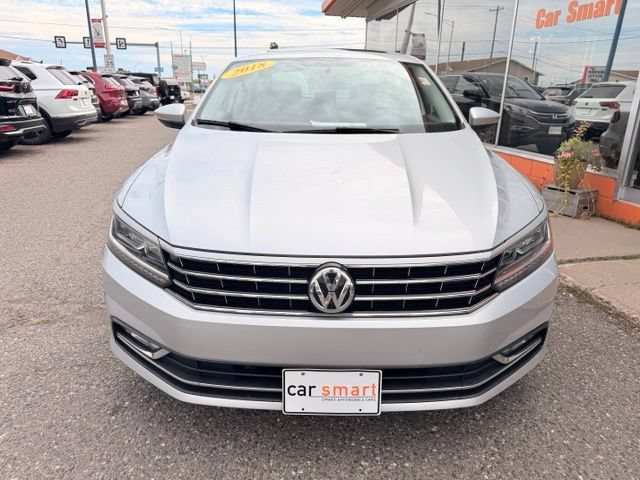 Used 2018 Volkswagen Passat 2.0T SE w/ SE Lighting Package FWD image 2