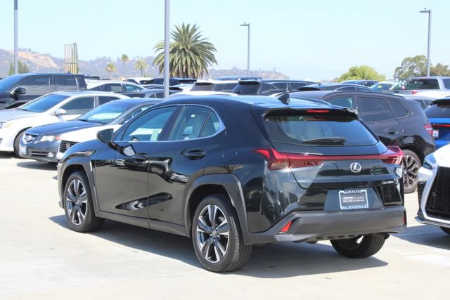 Certified 2025 Lexus UX 300h FWD image 19