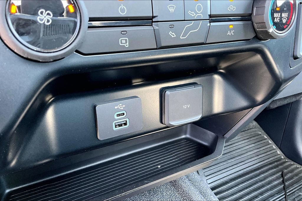 New 2023 Ford F350 XL w/ XL Chrome Package image 16