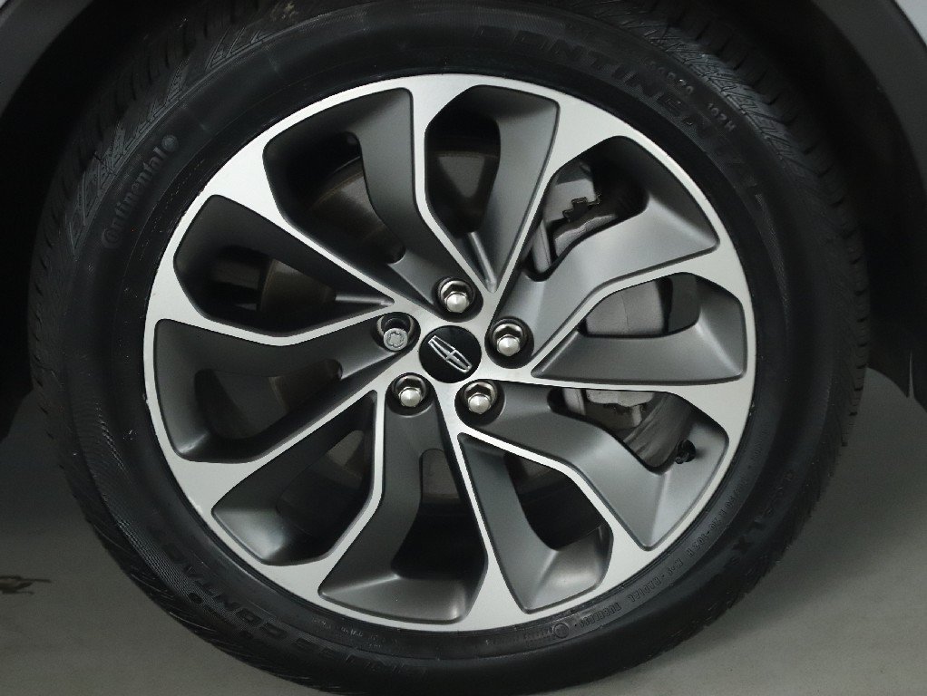 Used 2023 Lincoln Nautilus Reserve w/ Equipment Group 201A AWD/4WD image 10