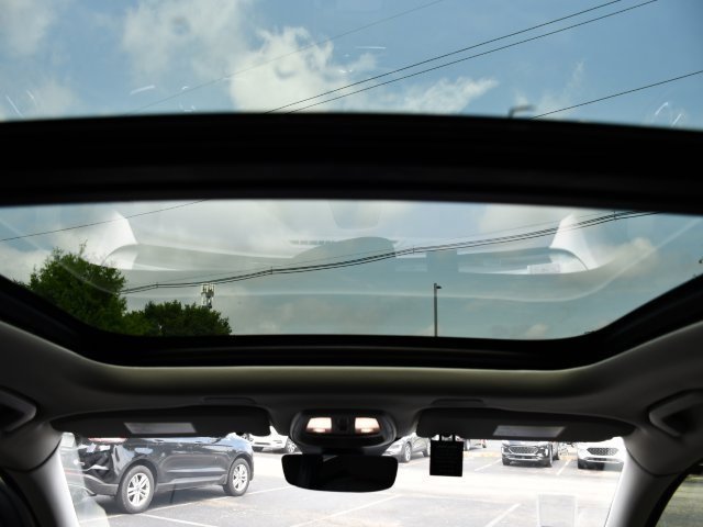 New 2025 Volvo XC60 T8 Plus w/ Protection Package Premier image 24