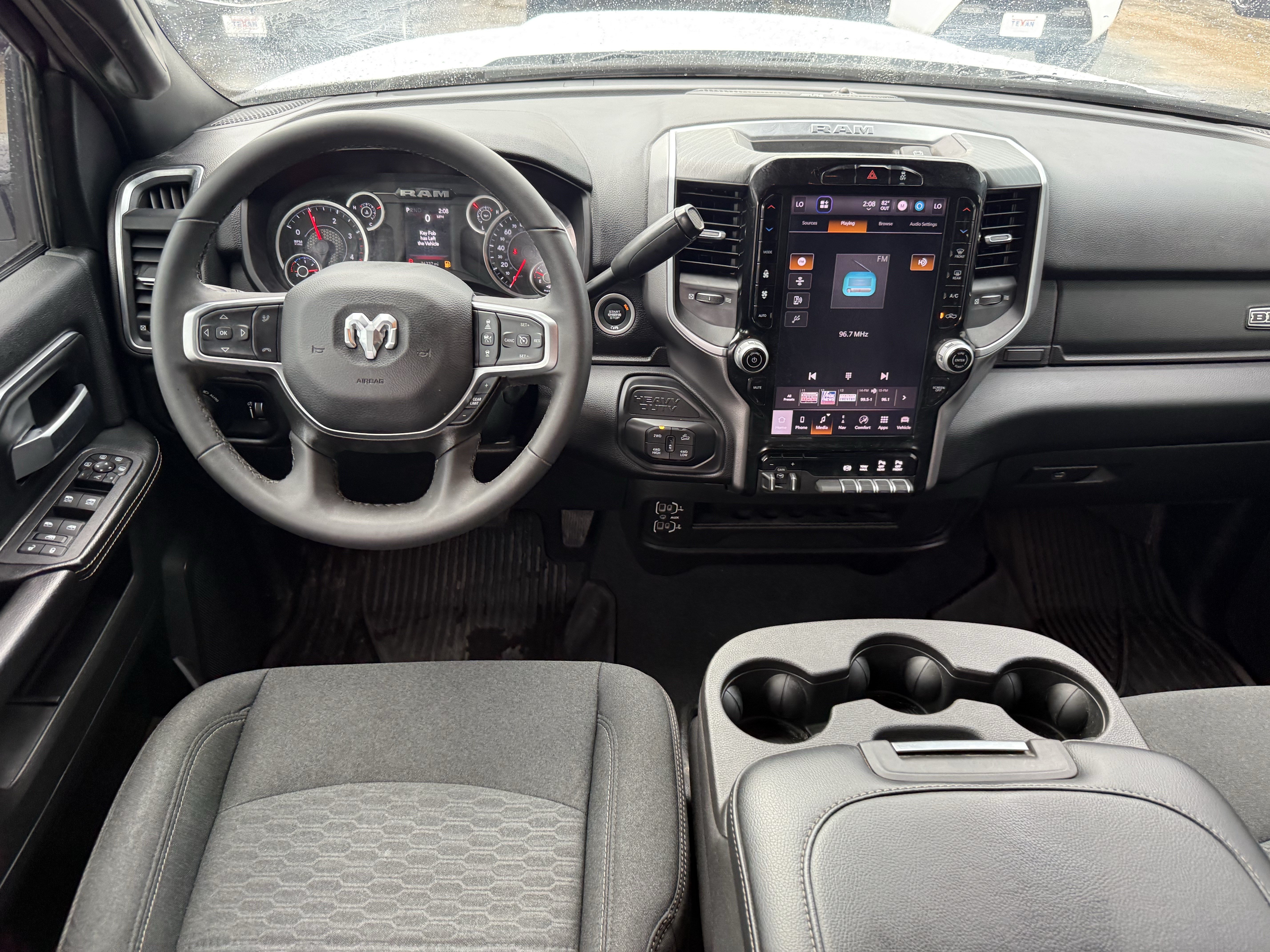 Used 2025 RAM 2500 Big Horn AWD/4WD image 15