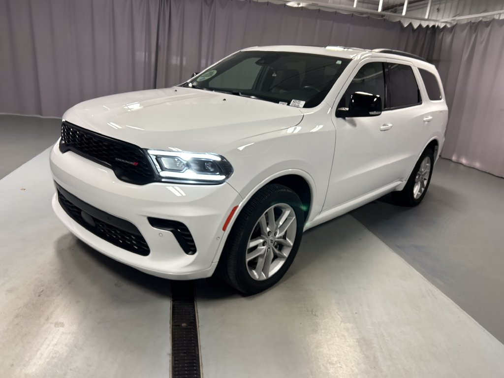 Used 2025 Dodge Durango GT AWD/4WD image 3