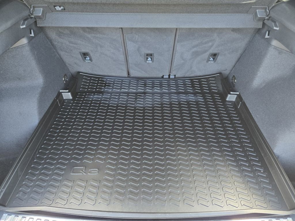 Certified 2023 Audi Q3 2.0T Premium Plus w/ Premium Plus Package image 42