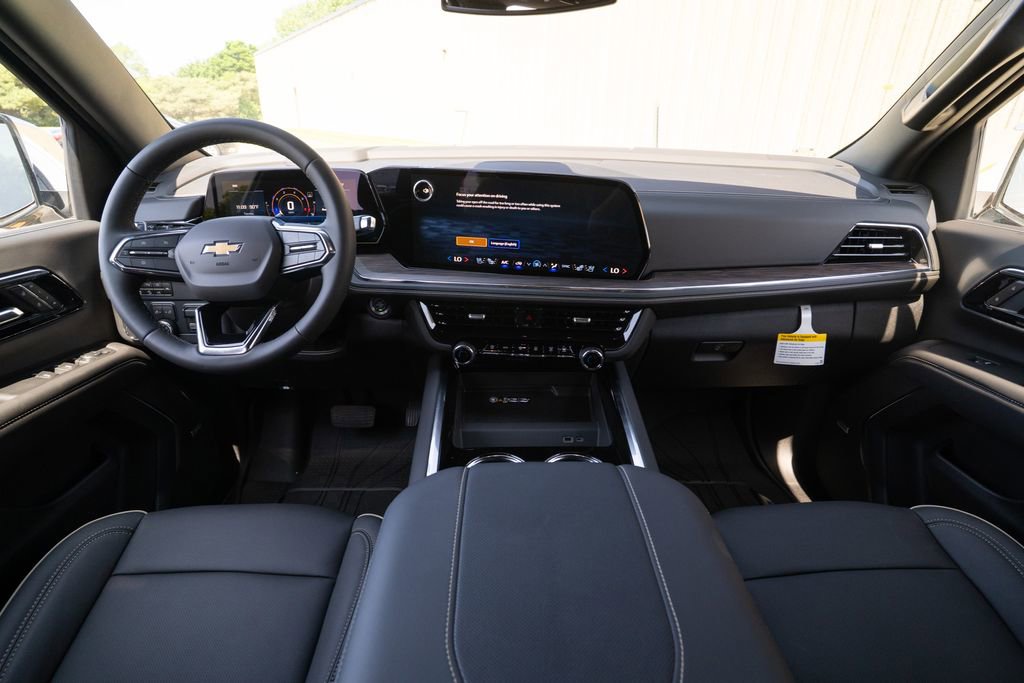 New 2025 Chevrolet Suburban Premier w/ Sun And Tow Package image 11