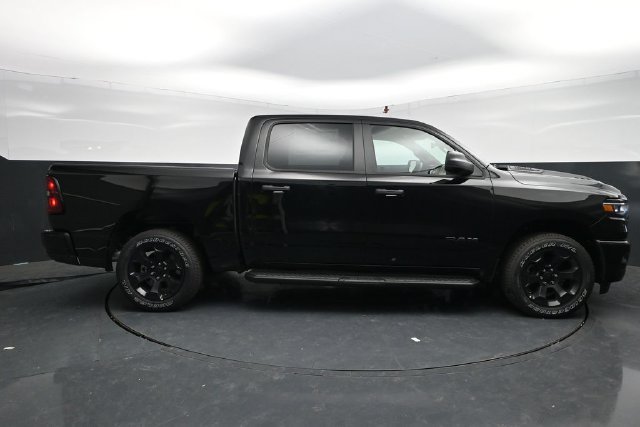 New 2026 RAM 1500 Express AWD/4WD image 11