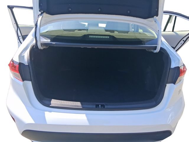 Used 2021 Toyota Corolla LE FWD image 19