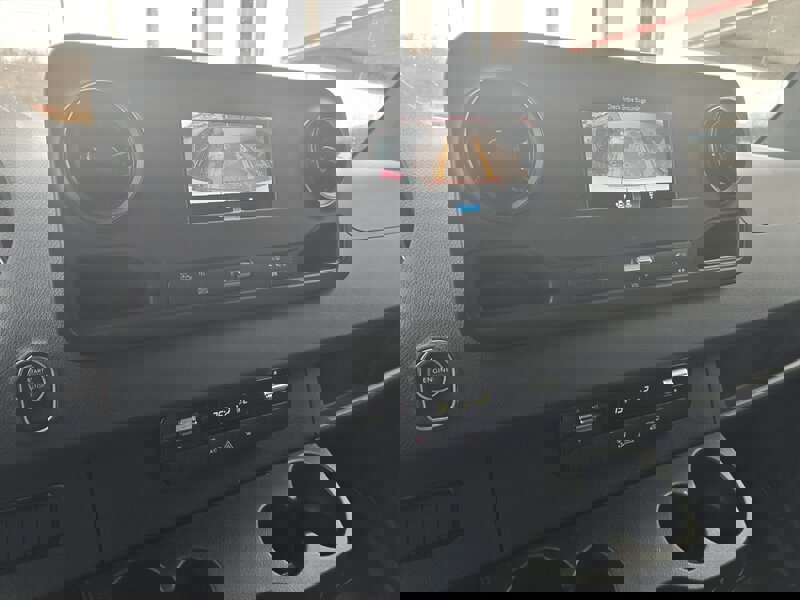 Used 2021 Freightliner Sprinter 2500 image 30