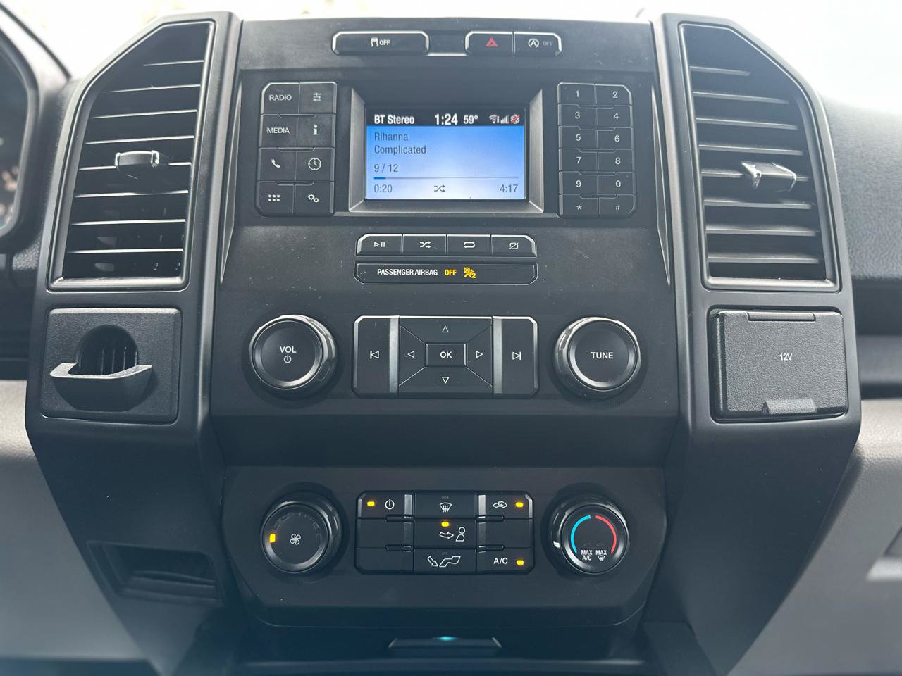 Used 2020 Ford F150 XL w/ Equipment Group 101A Mid RWD image 10