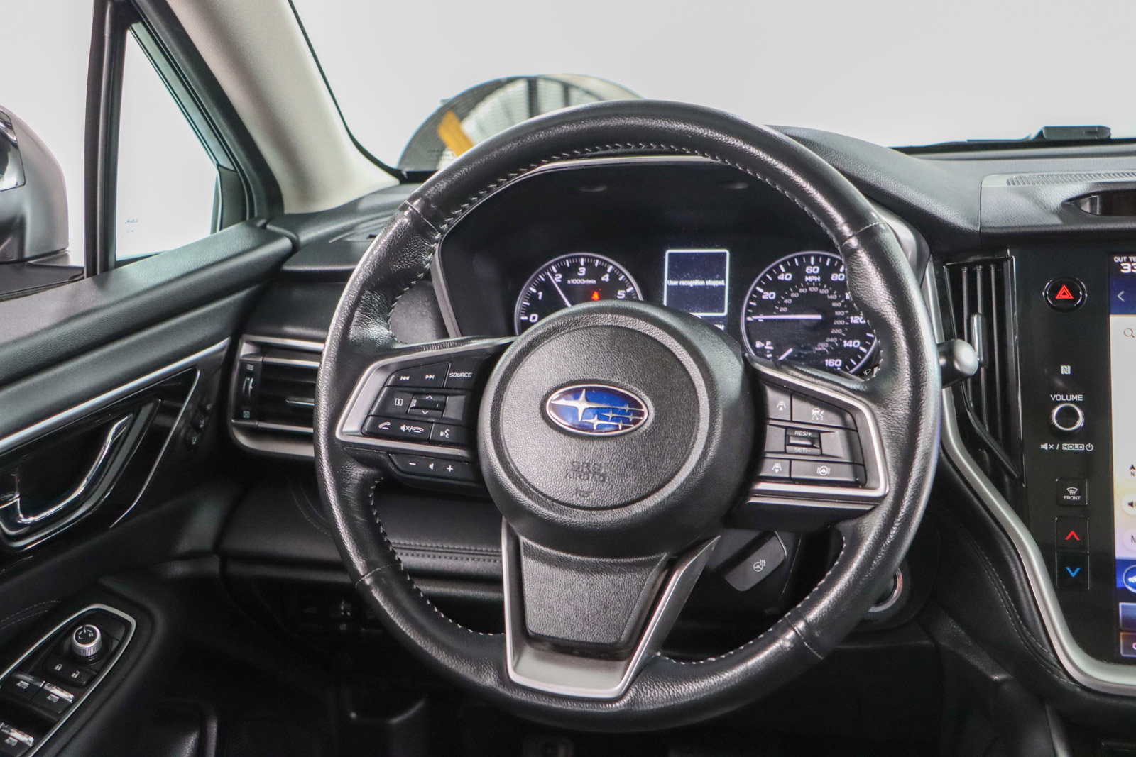 Used 2023 Subaru Outback Limited image 12