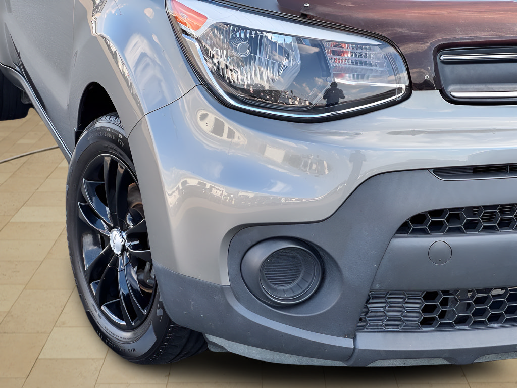 Used 2019 Kia Soul FWD image 38