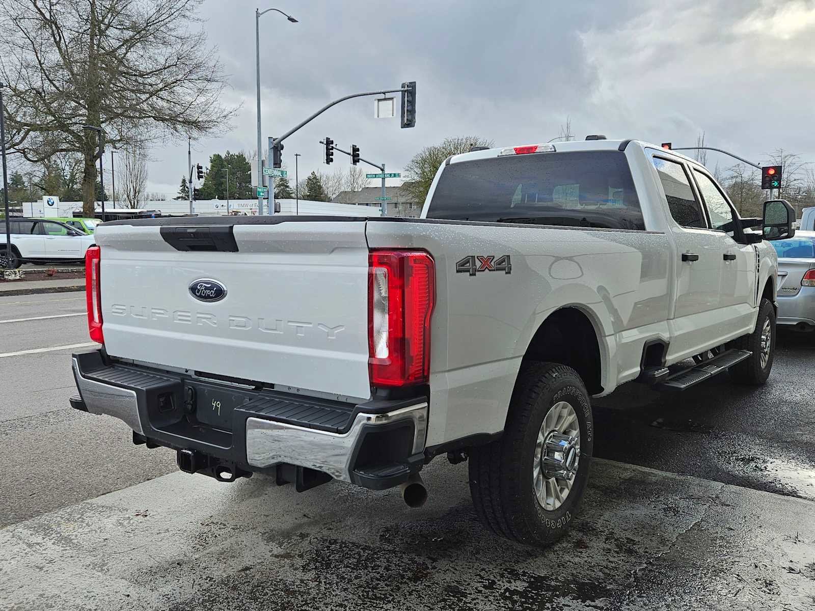Used 2023 Ford F350 XLT image 2