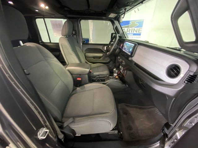 Used 2025 Jeep Gladiator Sport image 33