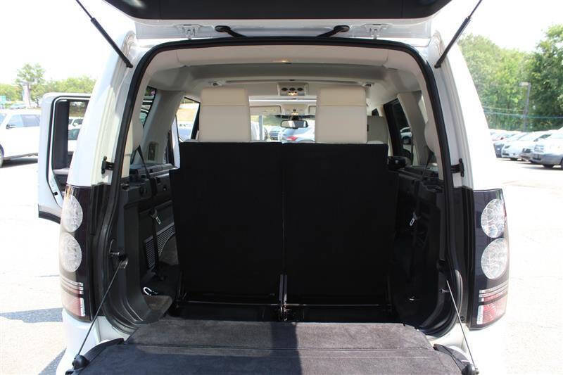 Used 2015 Land Rover LR4 HSE LUX AWD/4WD image 28