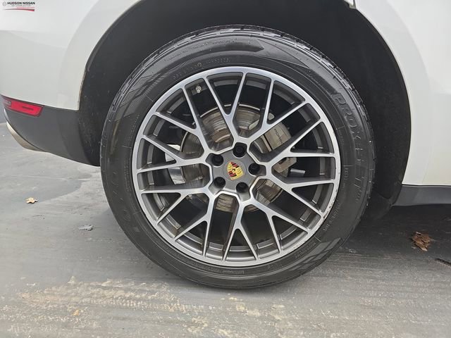 Used 2018 Porsche Macan S image 20