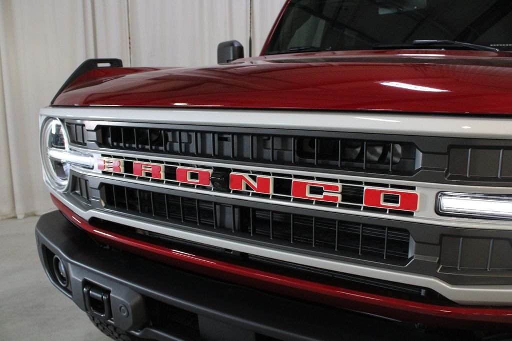 New 2026 Ford Bronco Outer Banks w/ Sasquatch Package AWD/4WD image 32