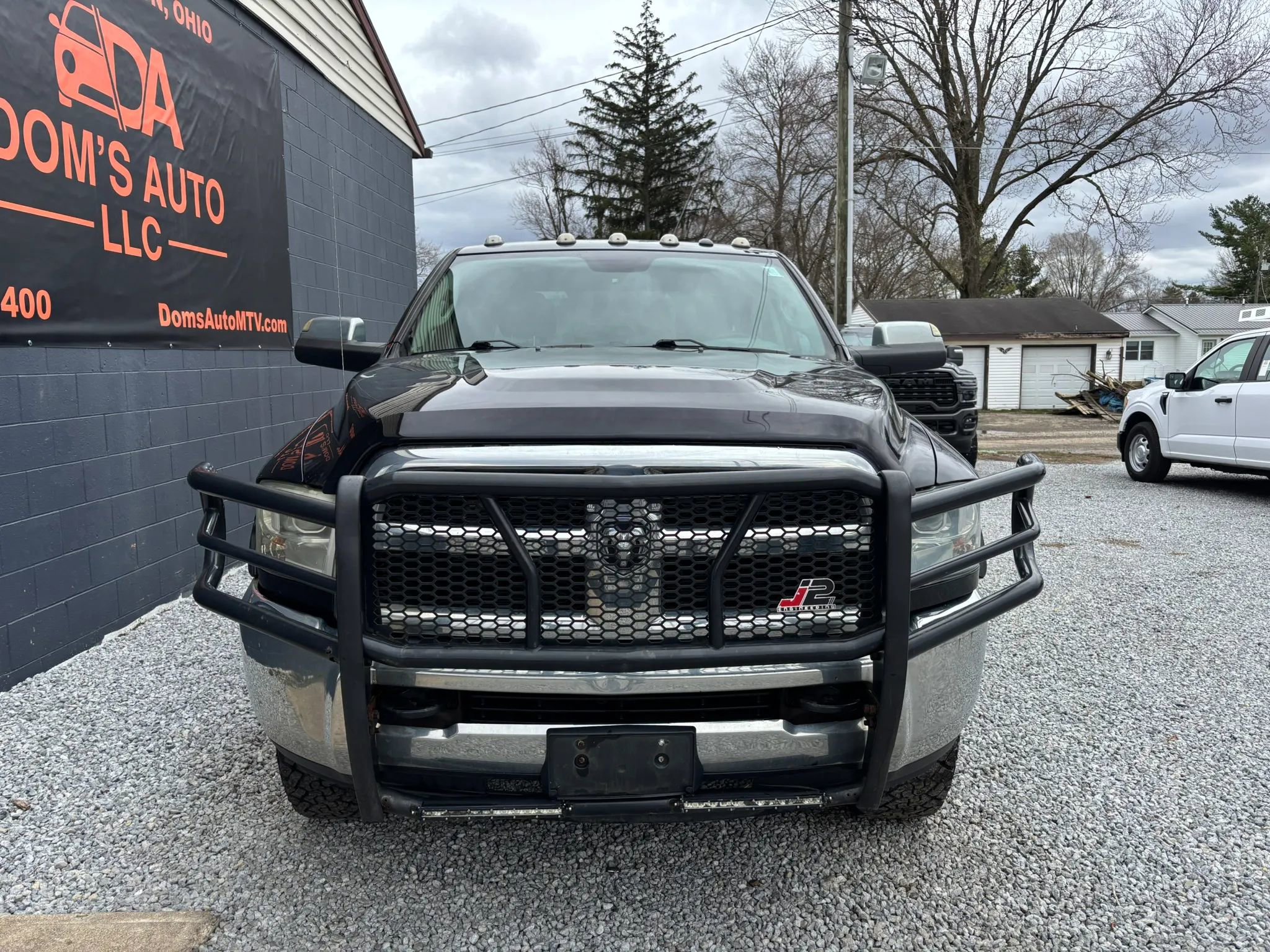 Used 2018 RAM 3500 Tradesman w/ Chrome Appearance Group image 10