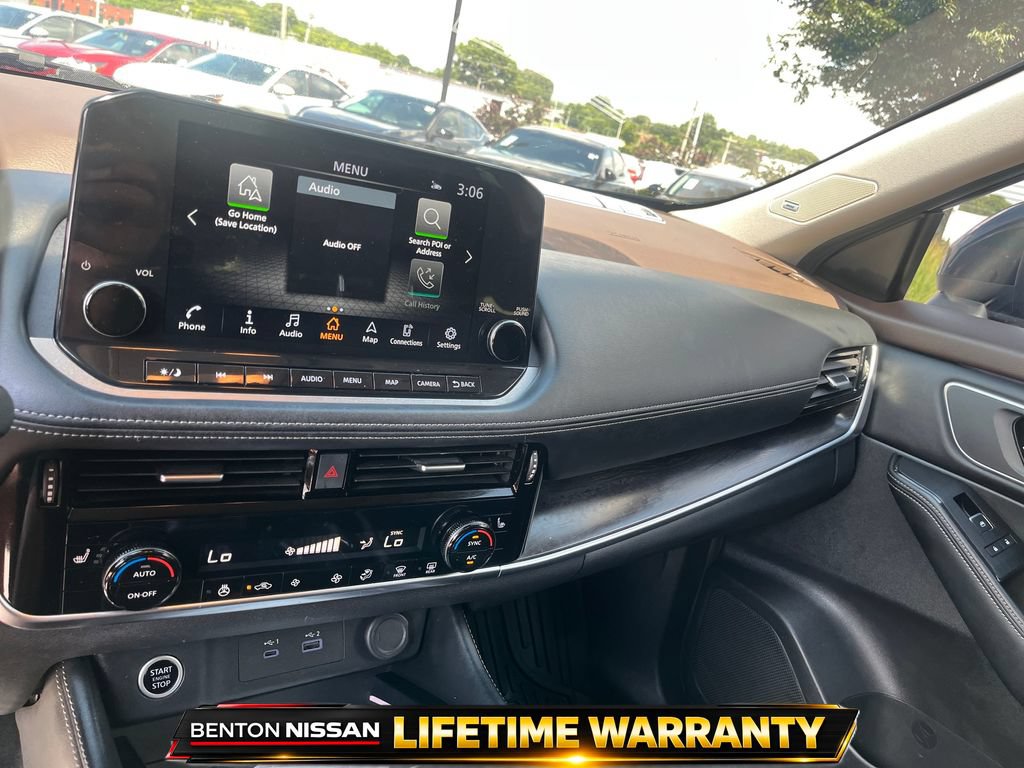 Used 2023 Nissan Rogue Platinum AWD/4WD image 15