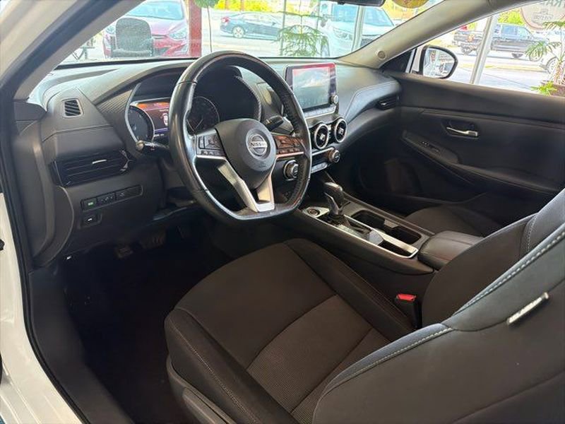 Used 2021 Nissan Sentra SV image 9
