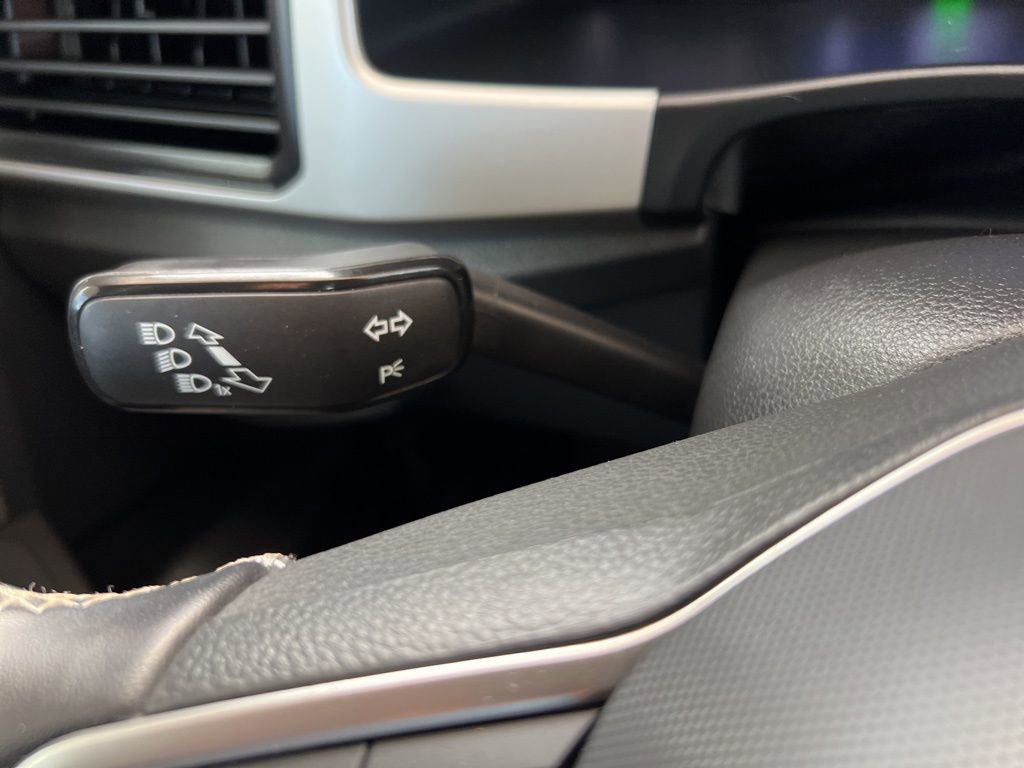 Used 2022 Volkswagen Atlas SE image 38