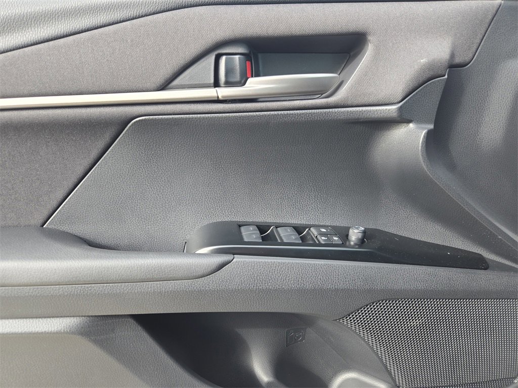 New 2026 Toyota Camry LE image 18