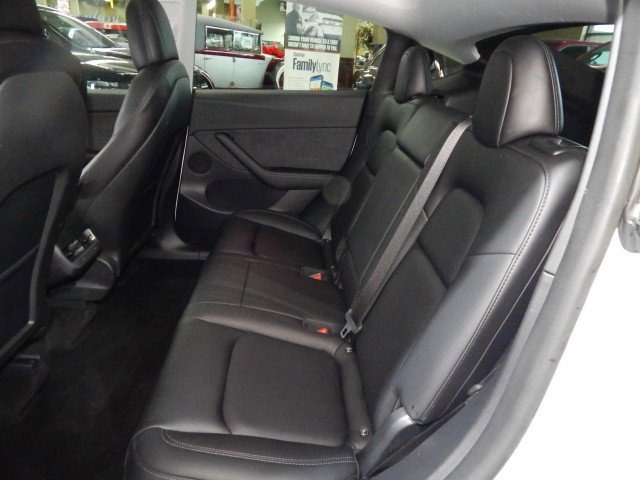 Used 2021 Tesla Model Y Performance image 31