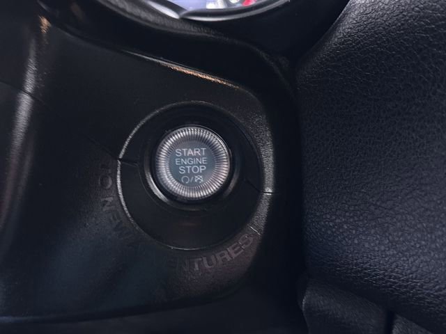 Used 2023 Jeep Renegade Trailhawk AWD/4WD image 17