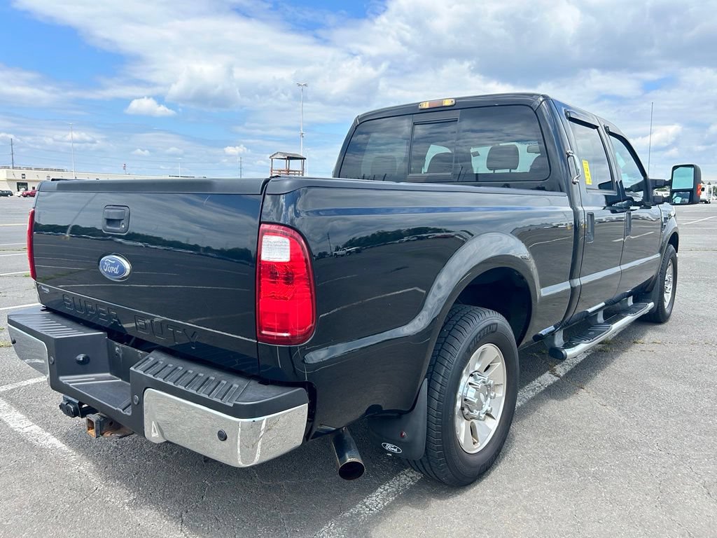Used 2008 Ford F250 Lariat RWD image 3