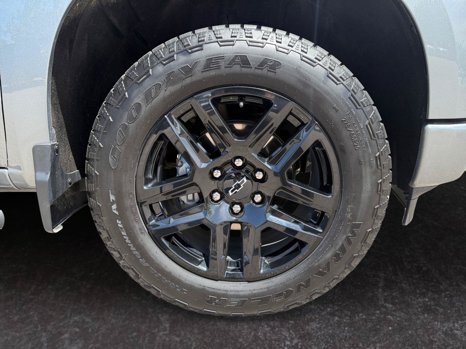 Used 2026 Chevrolet Silverado 1500 Custom w/ Turbomax Blackout Package AWD/4WD image 29