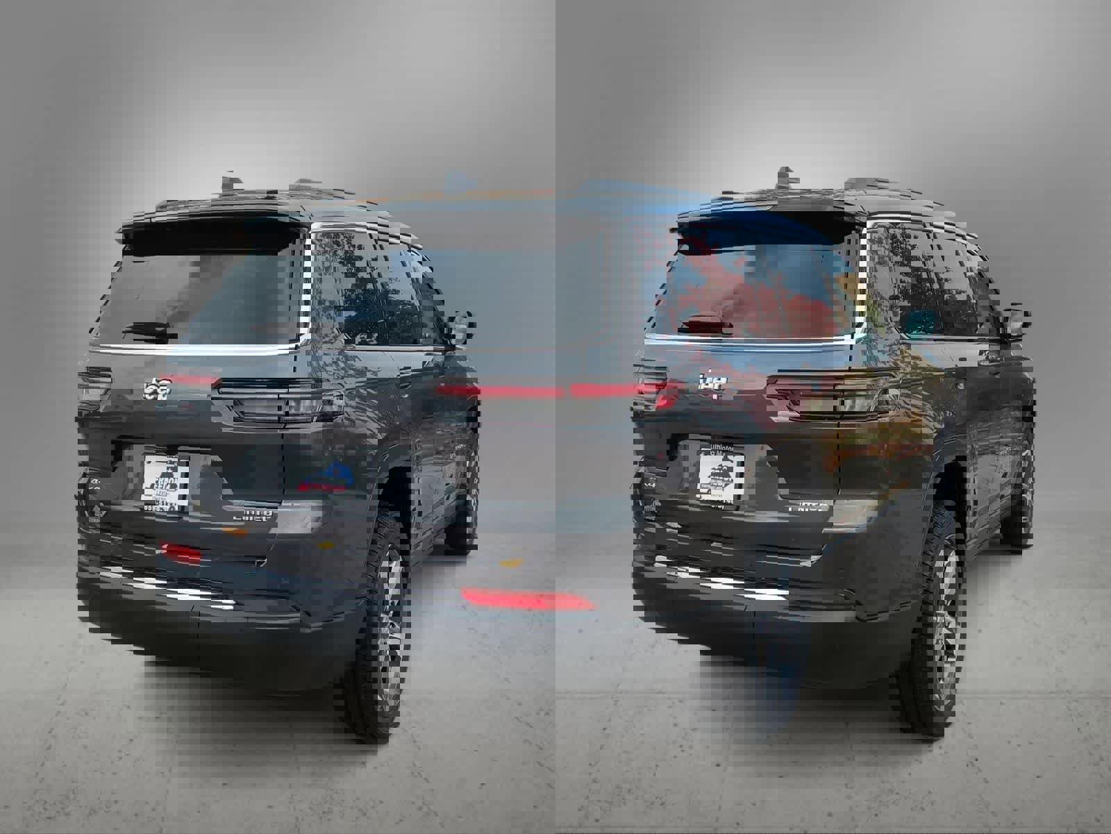 New 2025 Jeep Grand Cherokee L Limited image 8