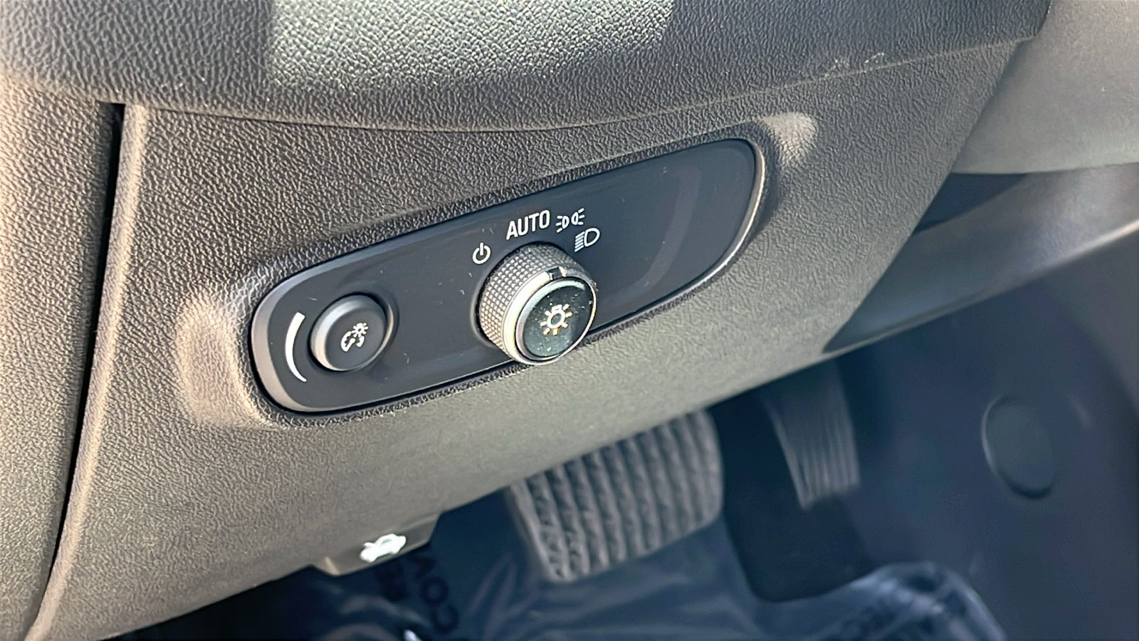 Used 2022 Chevrolet Equinox LT FWD image 13
