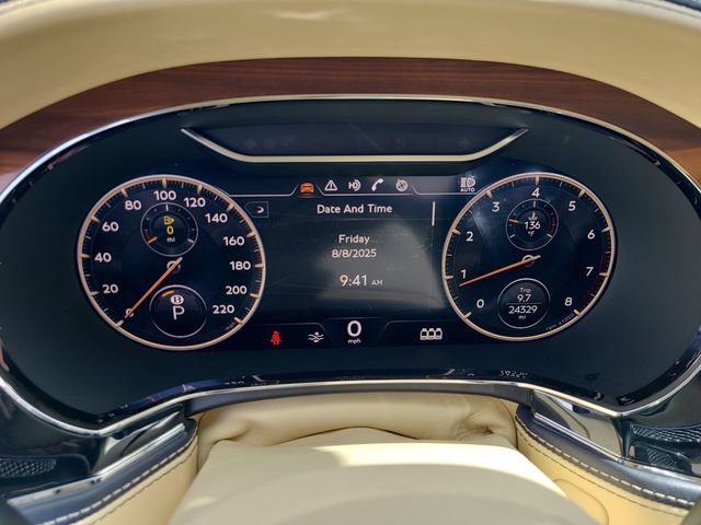 Used 2021 Bentley Flying Spur V8 image 29