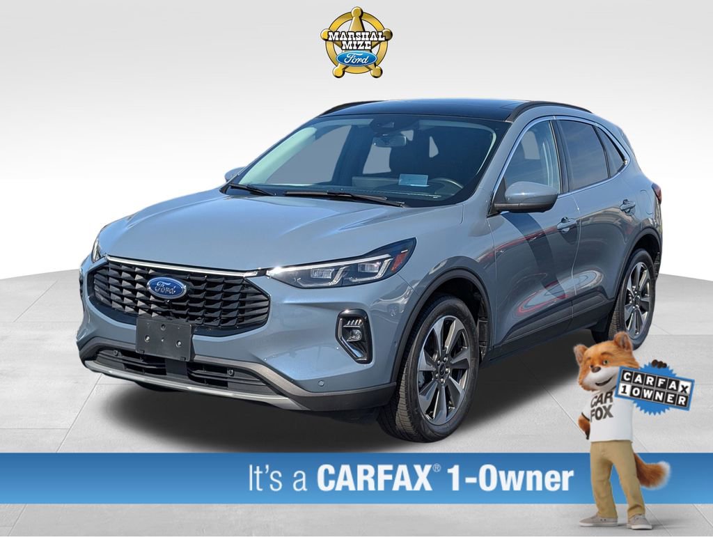 Used 2023 Ford Escape Platinum w/ Premium Technology Package image 1
