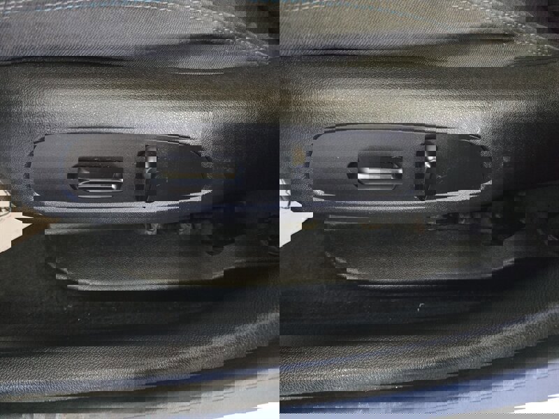 Used 2018 Chevrolet Cruze LT image 18