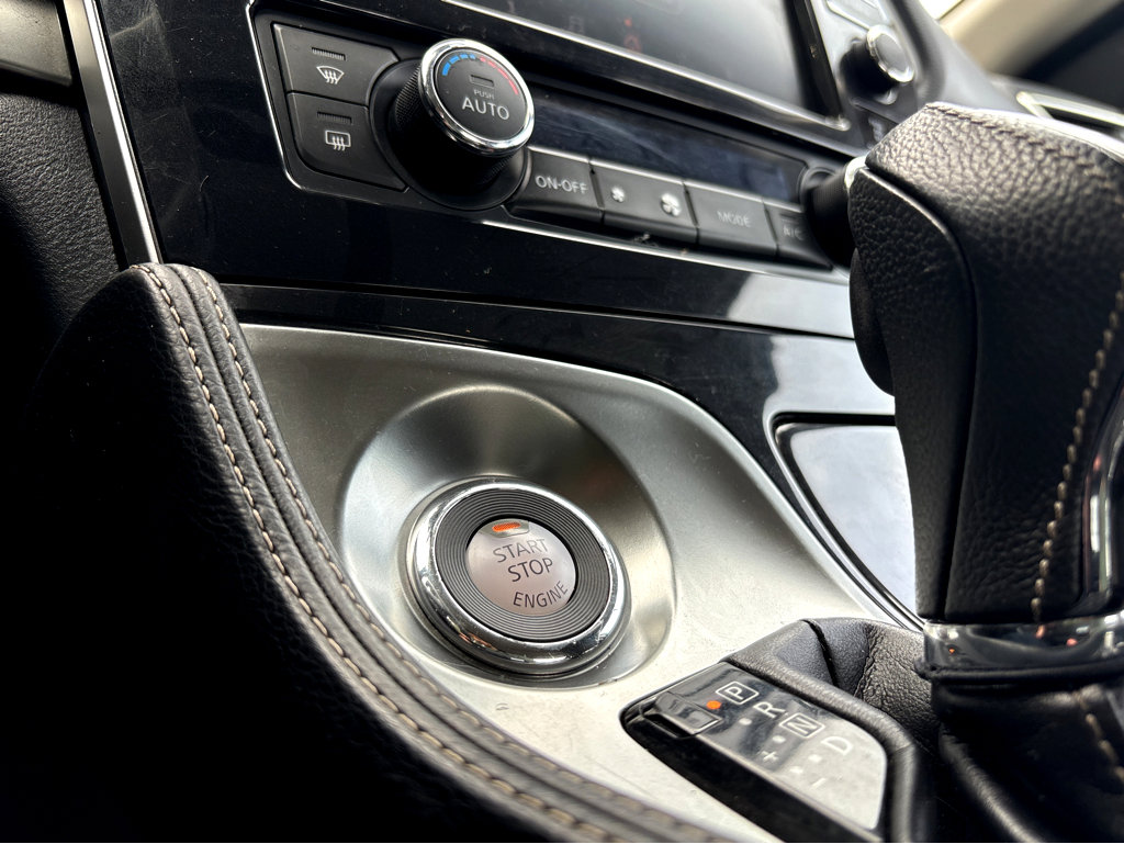 Used 2023 Nissan Maxima SV w/ Floor Mat Group image 7