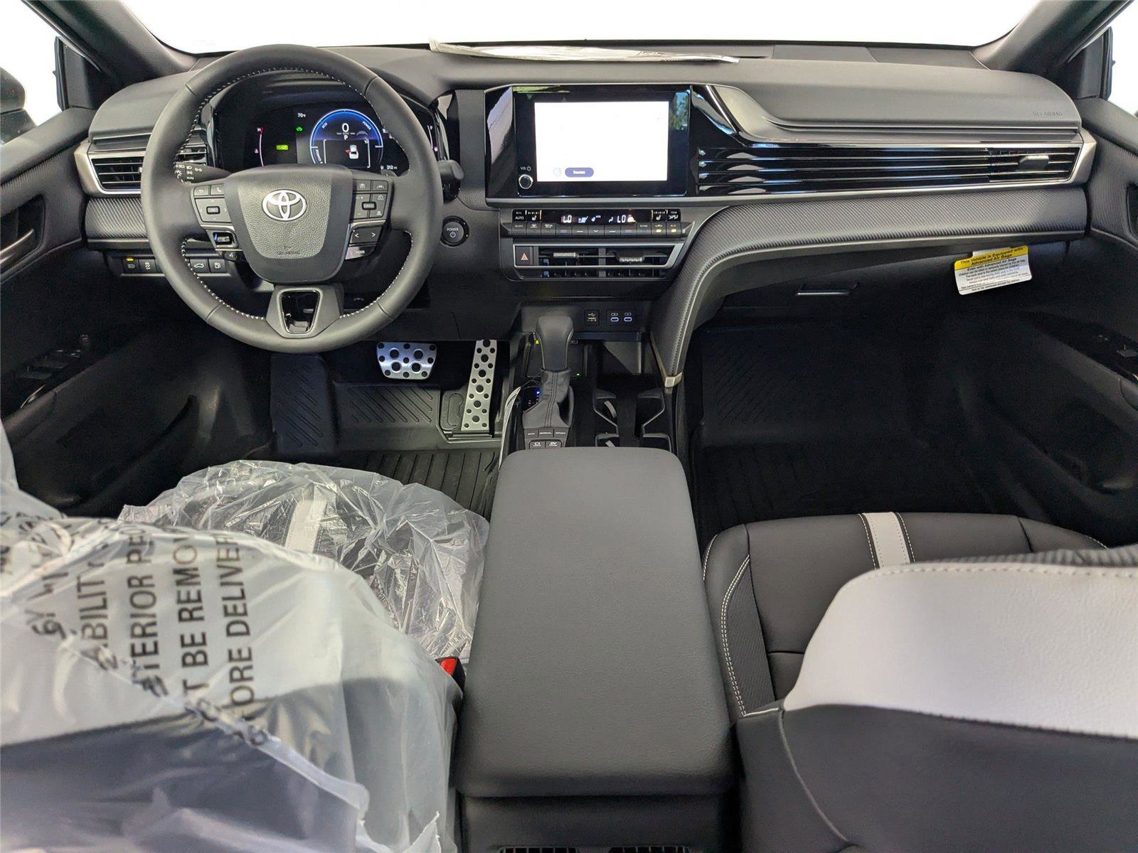 New 2026 Toyota Camry SE image 7