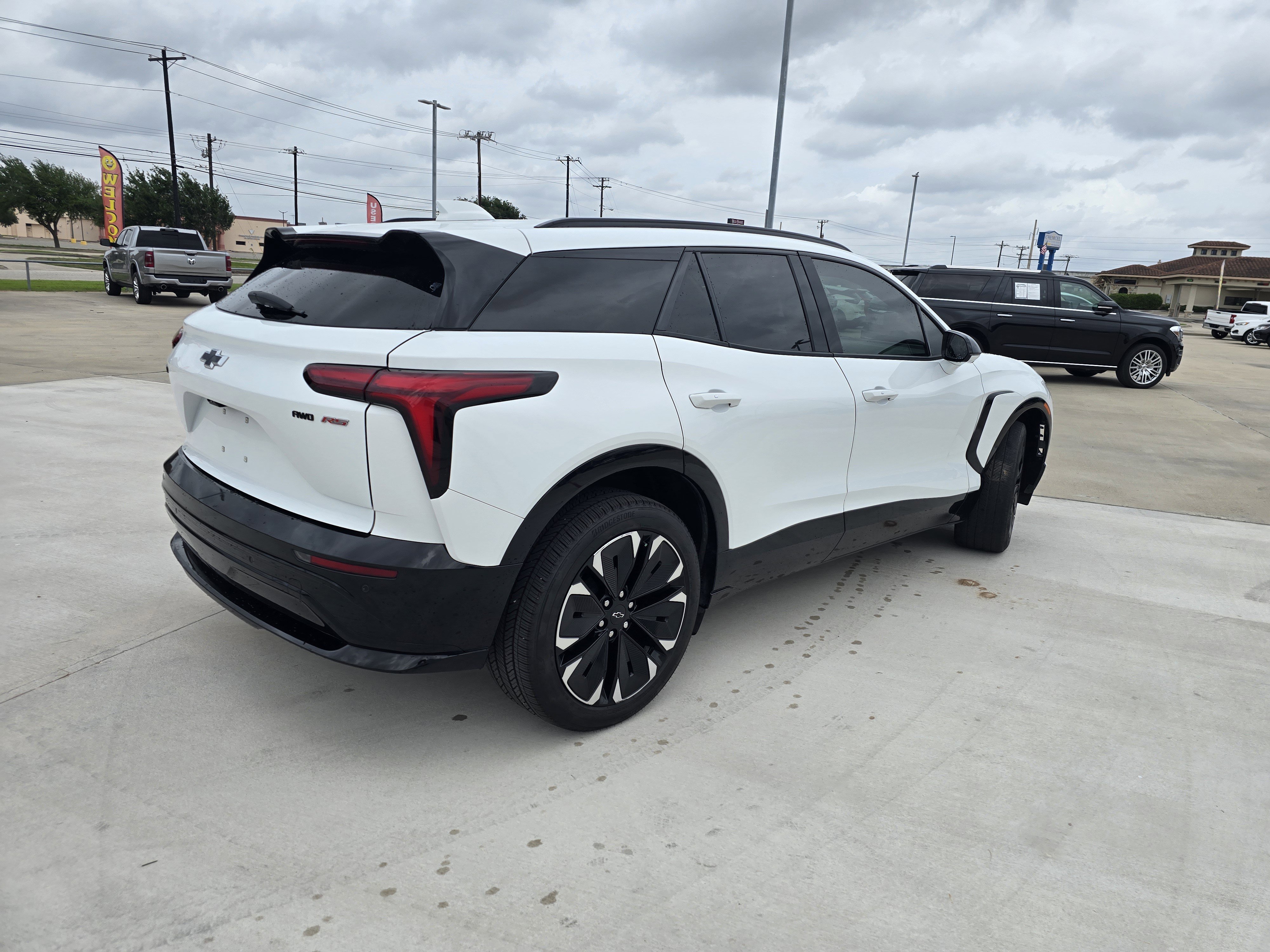 Used 2024 Chevrolet Blazer EV RS image 3