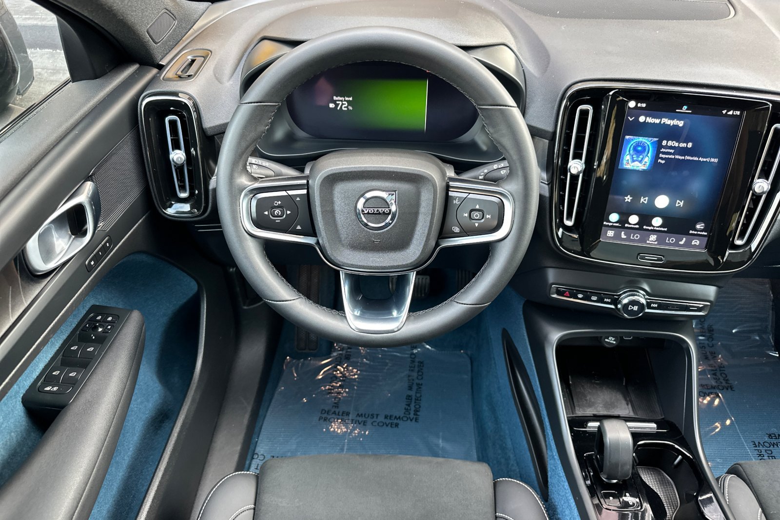 Certified 2023 Volvo C40 P8 Recharge Plus AWD/4WD image 16