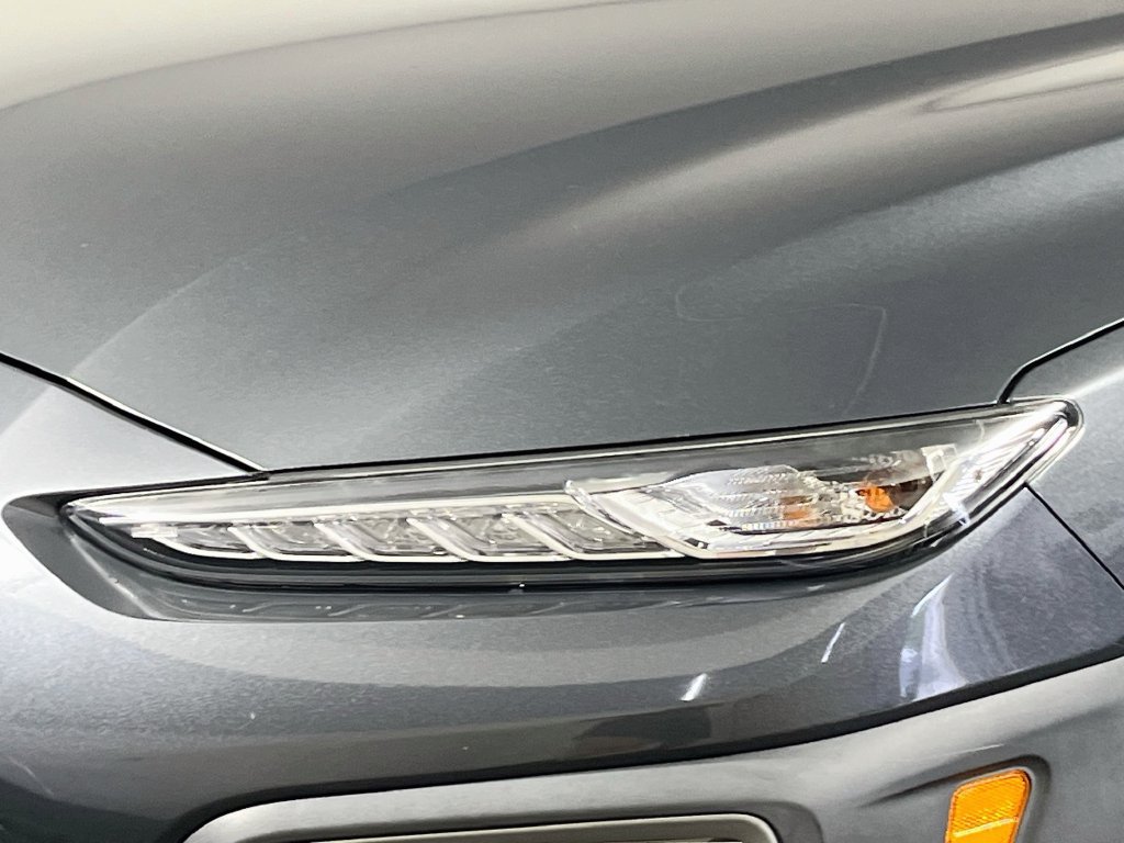 Used 2021 Hyundai Kona SE w/ Cargo Package FWD image 9